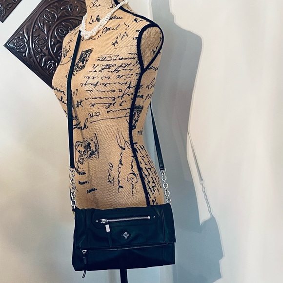 Simply Vera Vera Wang Handbags - EUC Women’s SIMPLY VERA WANG Black Crossbody Purse Bag